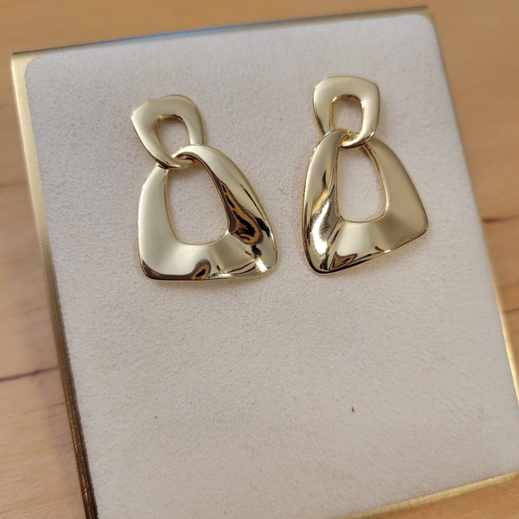 14kt Gold Plated Drop Earrings • Brand New • Pale Shiny Gold - Picture 3 of 5